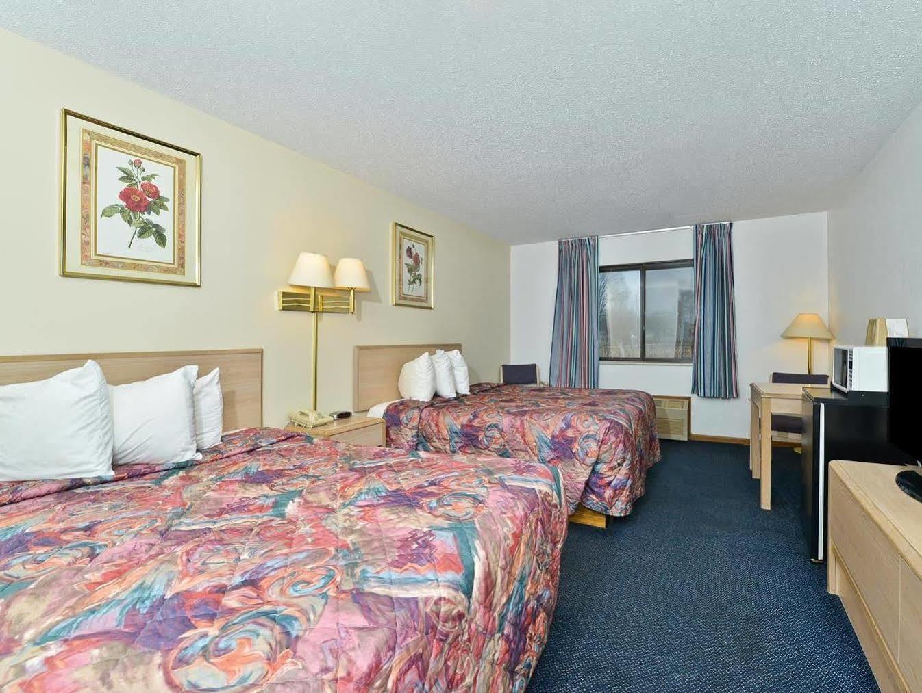Americas Best Value Inn Champaign Kültér fotó